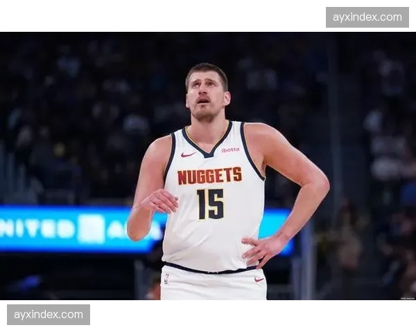 换防与沉退的博弈：解析各队针对约基奇与戈贝尔的进攻策略差异